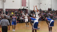BOYS HOOPS: Hearts extend win streak to 40 games.